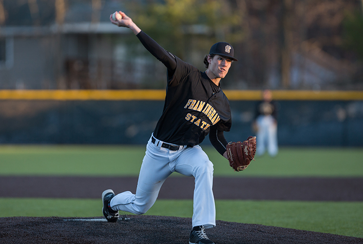 Baseball Advances to Championship Round of the MASCAC Tournament with 4-3 Win over Salem State