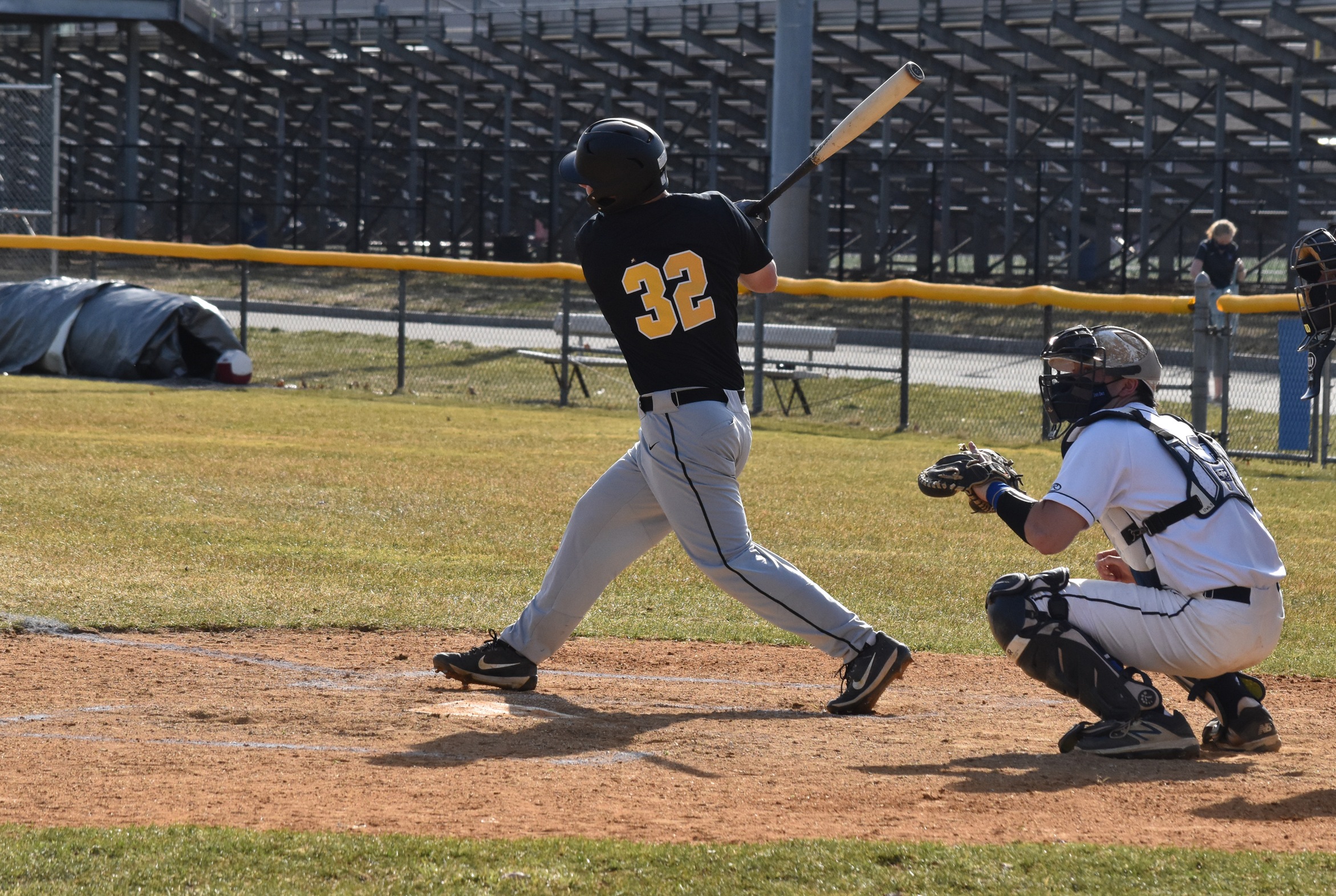 Baseball Blanks Mass. Maritime Twice in Doubleheader Sweep