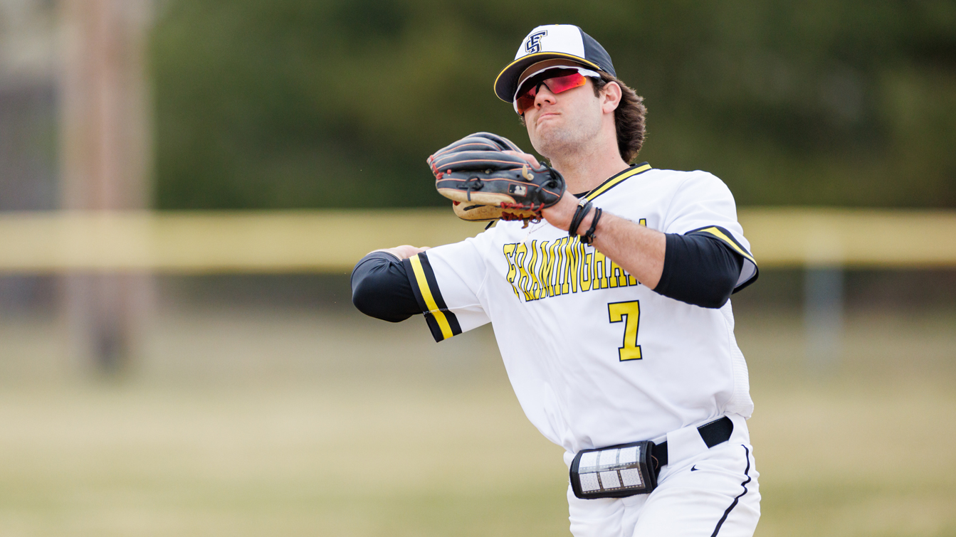 Baseball Walks Off with 5-4 Victory over Westfield State