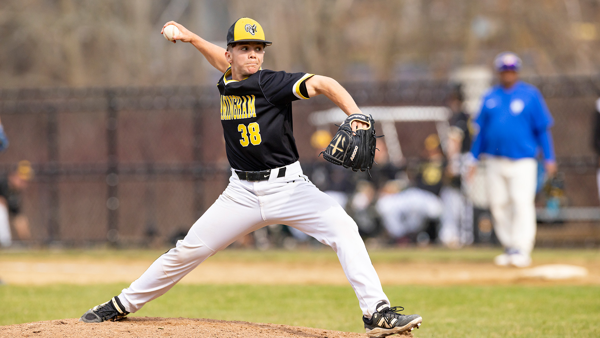 Baseball Rallies in 11th to Top MCLA in Extra-Innings