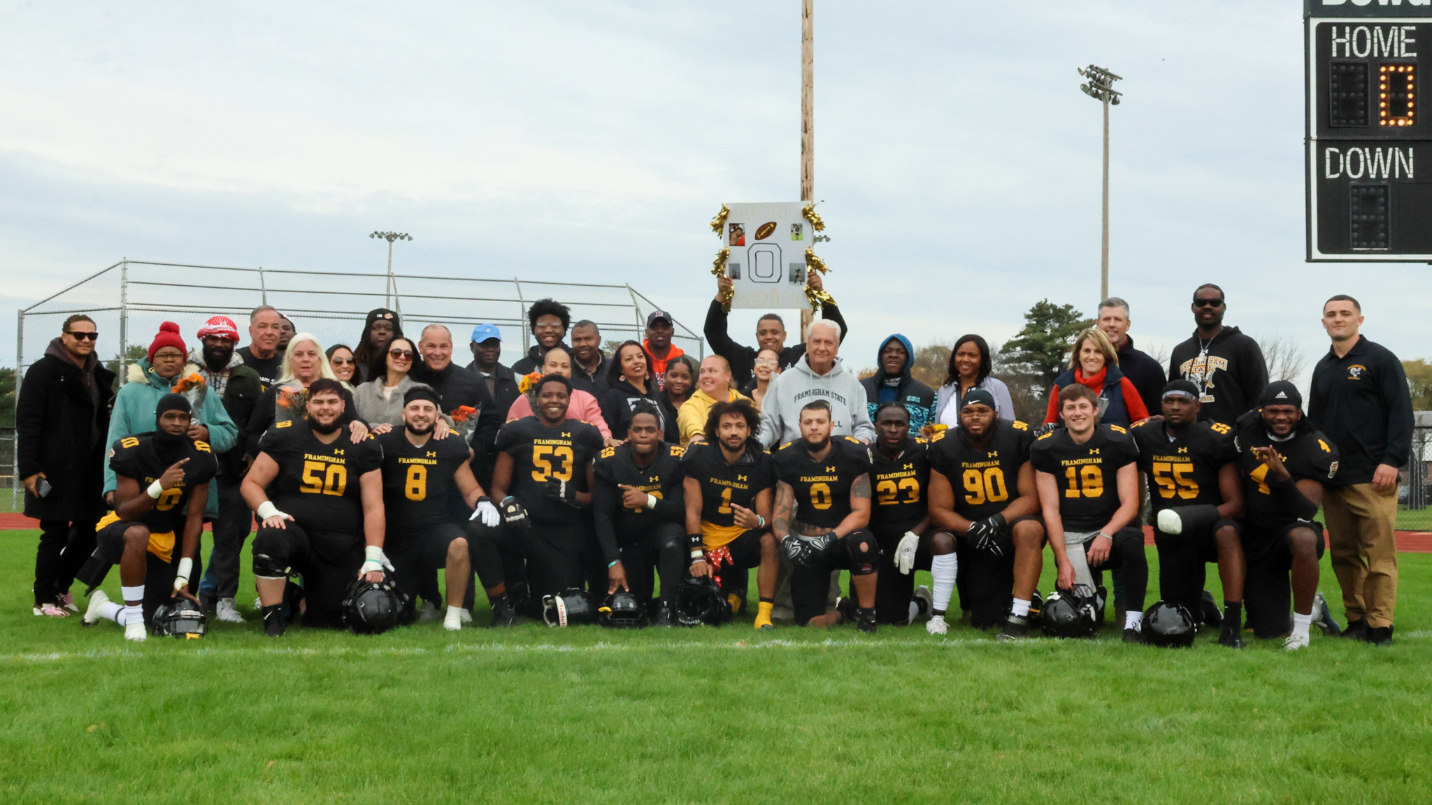 Football Falls to Bridgewater 21-7 on Senior Day
