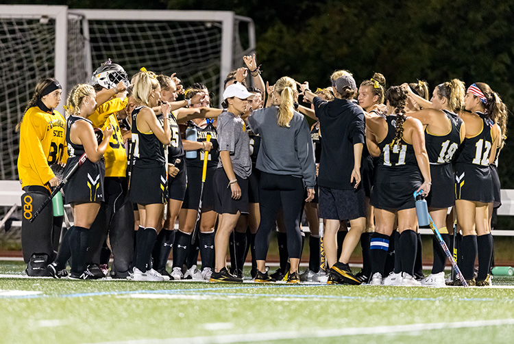 Field Hockey Wraps Up 2021 Season at Fitchburg State