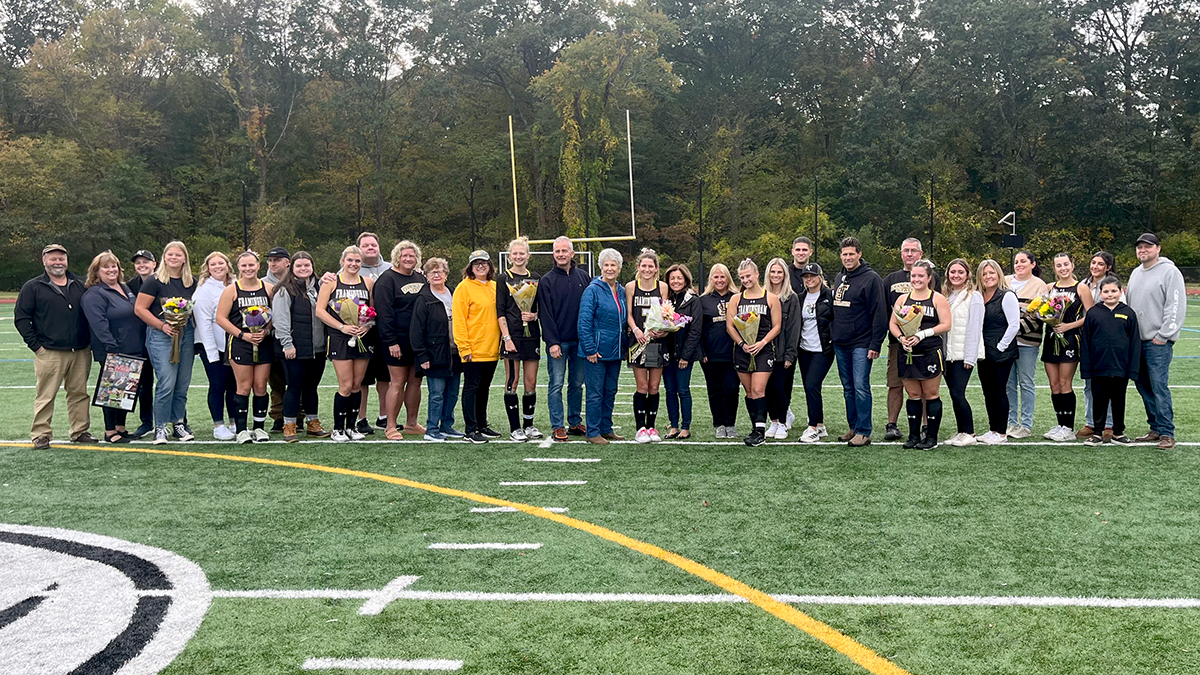 Field Hockey Takes Down Salem on Senior Day