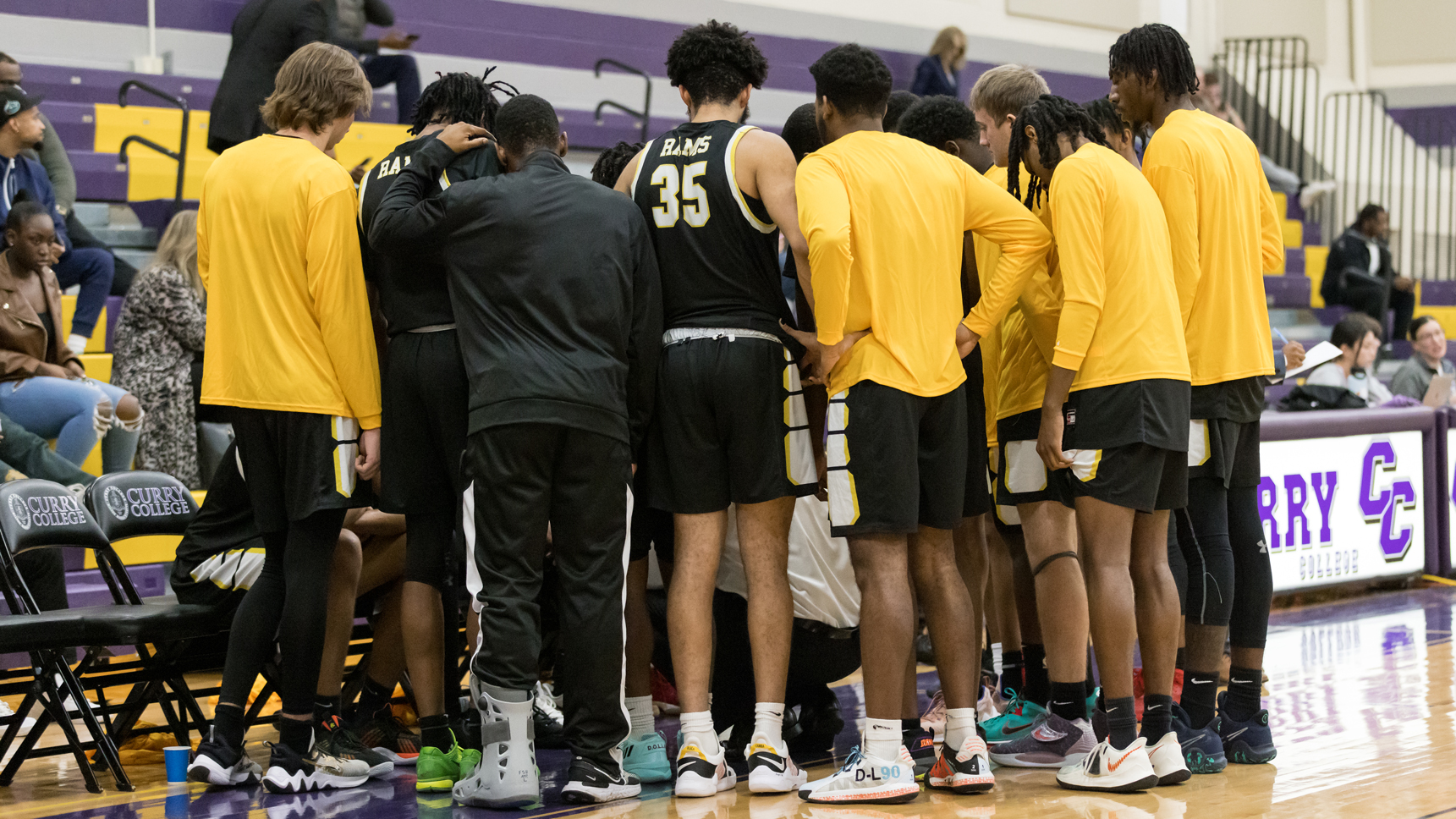 Men&rsquo;s Basketball Falls at Salem State 73-58