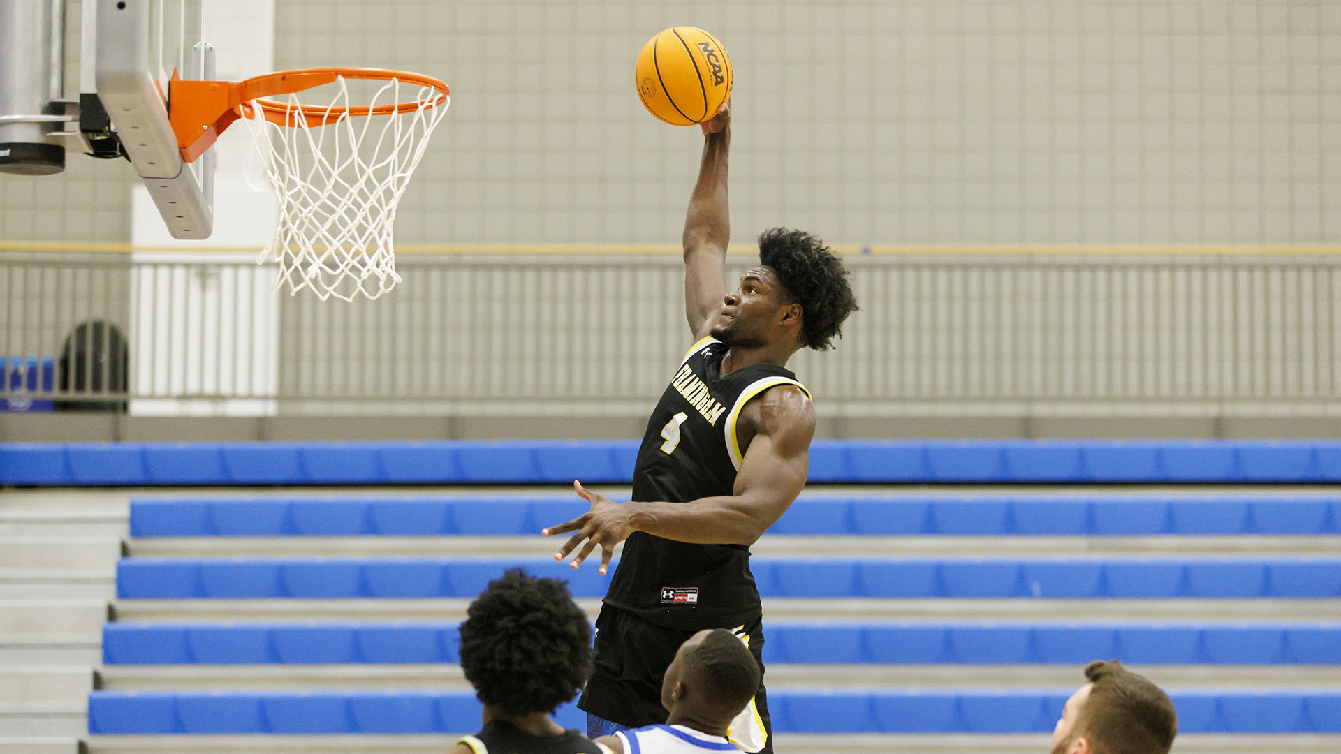 Ligonde Named MASCAC Men's Basketball Player of the Week