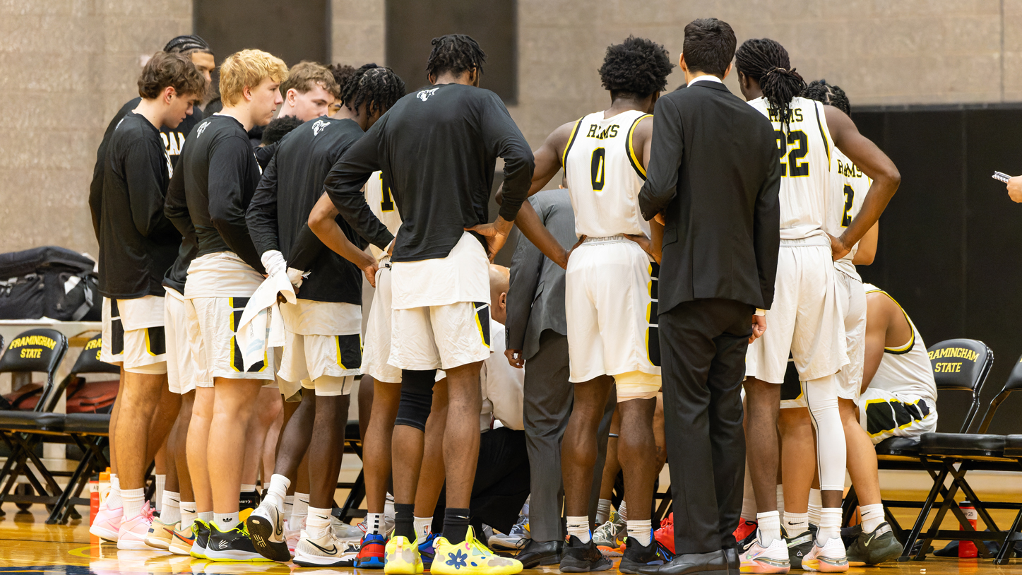 Men's Basketball Come Back Falls Short at Fitchburg State