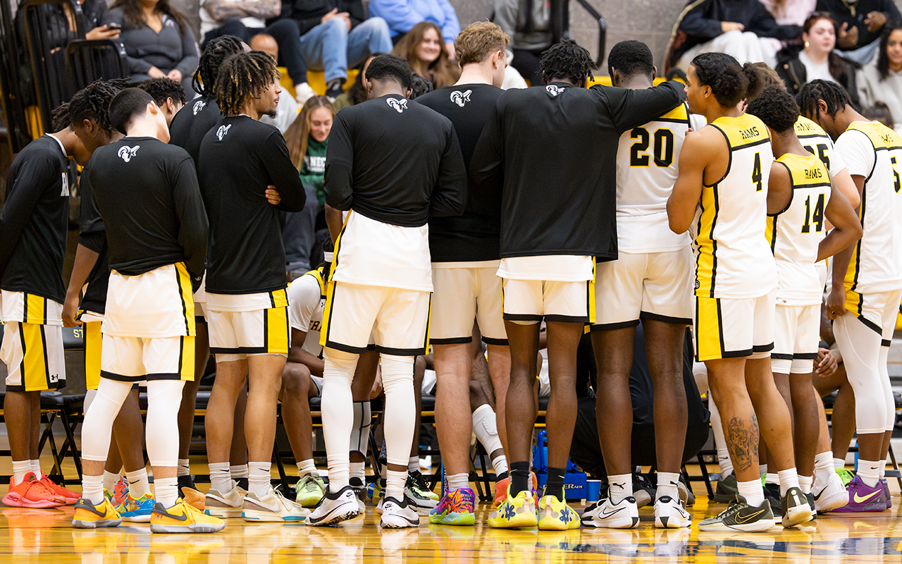 Fourth Seed Men's Basketball Falls to Top Seed Westfield State in MASCAC Tournament Semifinals