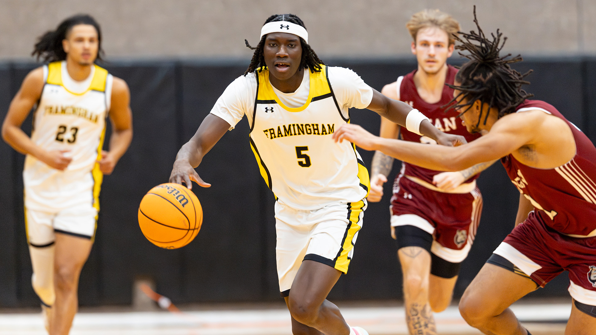 Men&rsquo;s Basketball Downs Salem State 74-55
