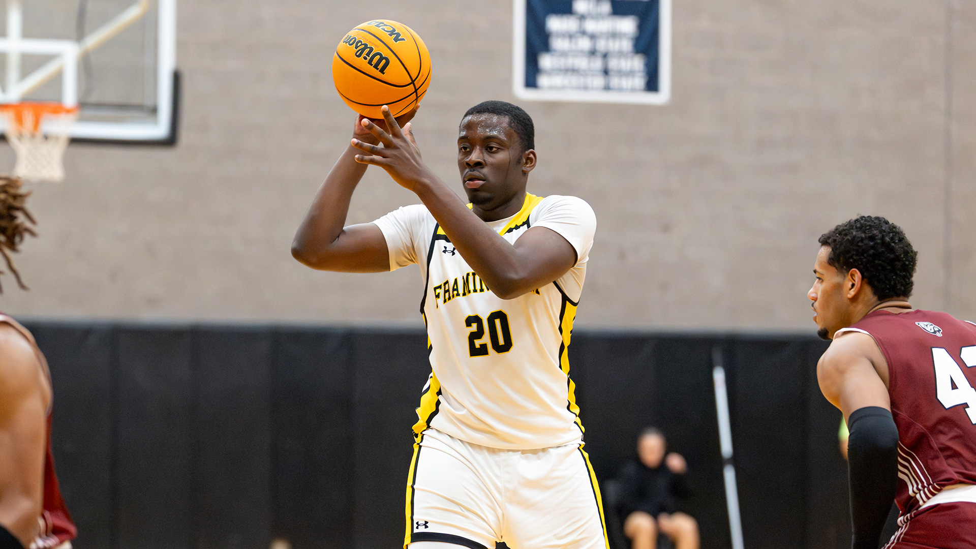 Late Run Lifts Worcester State Past Men&rsquo;s Basketball