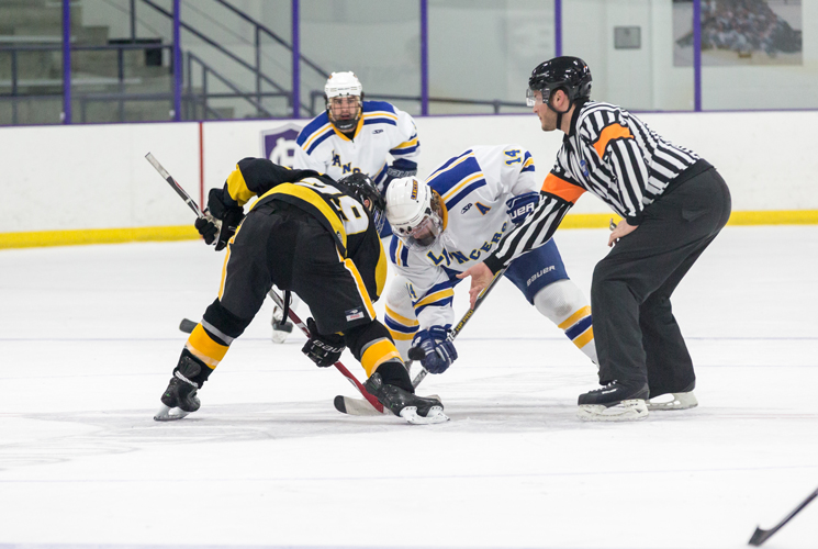 Men&rsquo;s Ice Hockey Drops Season Finale at Worcester State
