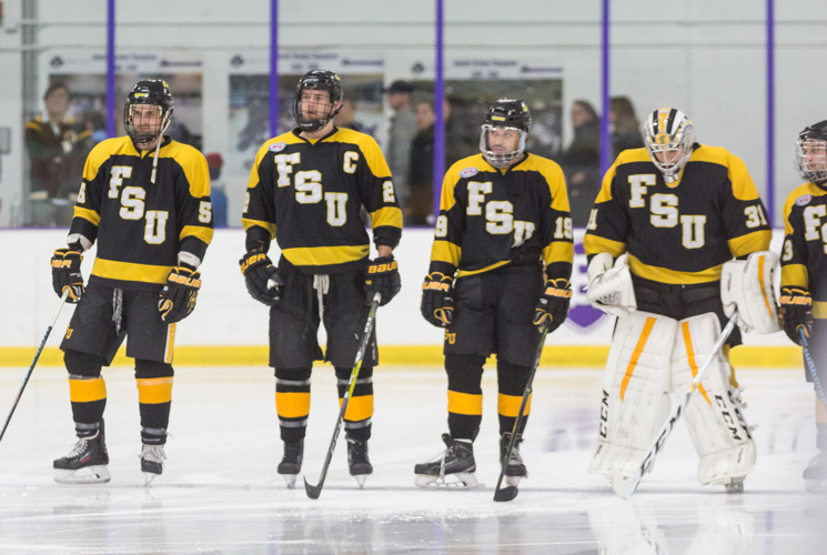 Fitchburg State Blanks Men&rsquo;s Ice Hockey