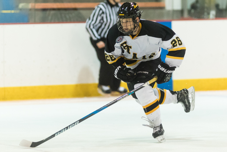 Plymouth Scores Six Straight Goals to Defeat Ice Hockey 6-1