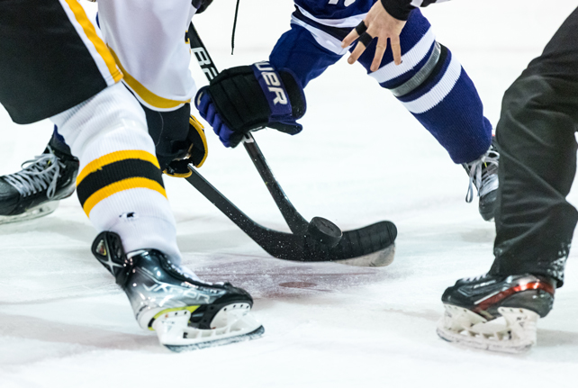 Westfield State Surges to 6-3 Win Over Ice Hockey