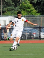 Men's Soccer Eliminated from ECAC Tournament with 2-1 Loss at Salve Regina