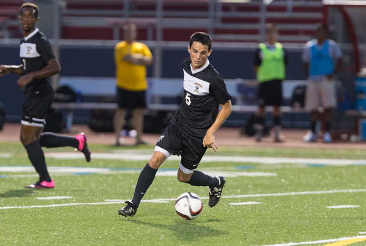 Late Goal Lifts Men&rsquo;s Soccer to 1-0 Victory over Westfield State
