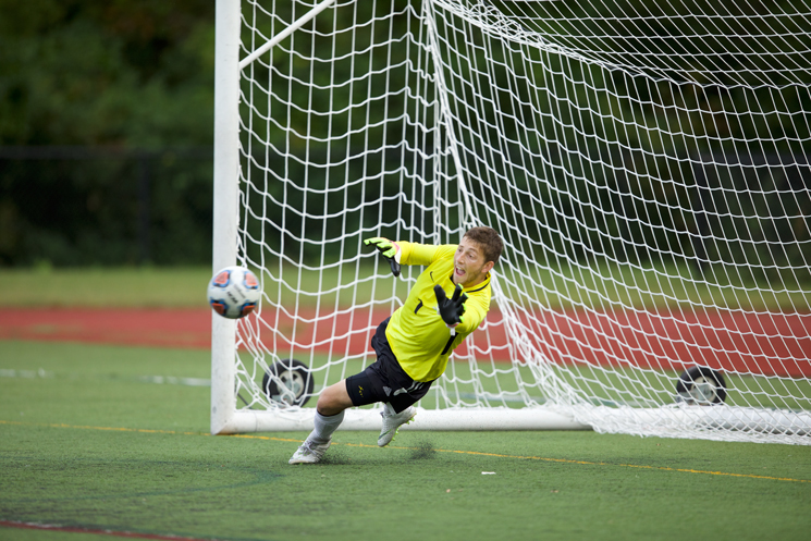 Men&rsquo;s Soccer & Vikings Play to 0-0 Draw; Rams Remain Undefeated in MASCAC Play