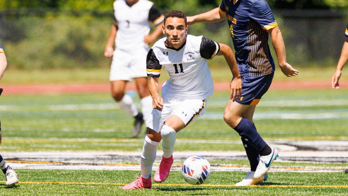 Men&rsquo;s Soccer Edged Out by Hartford