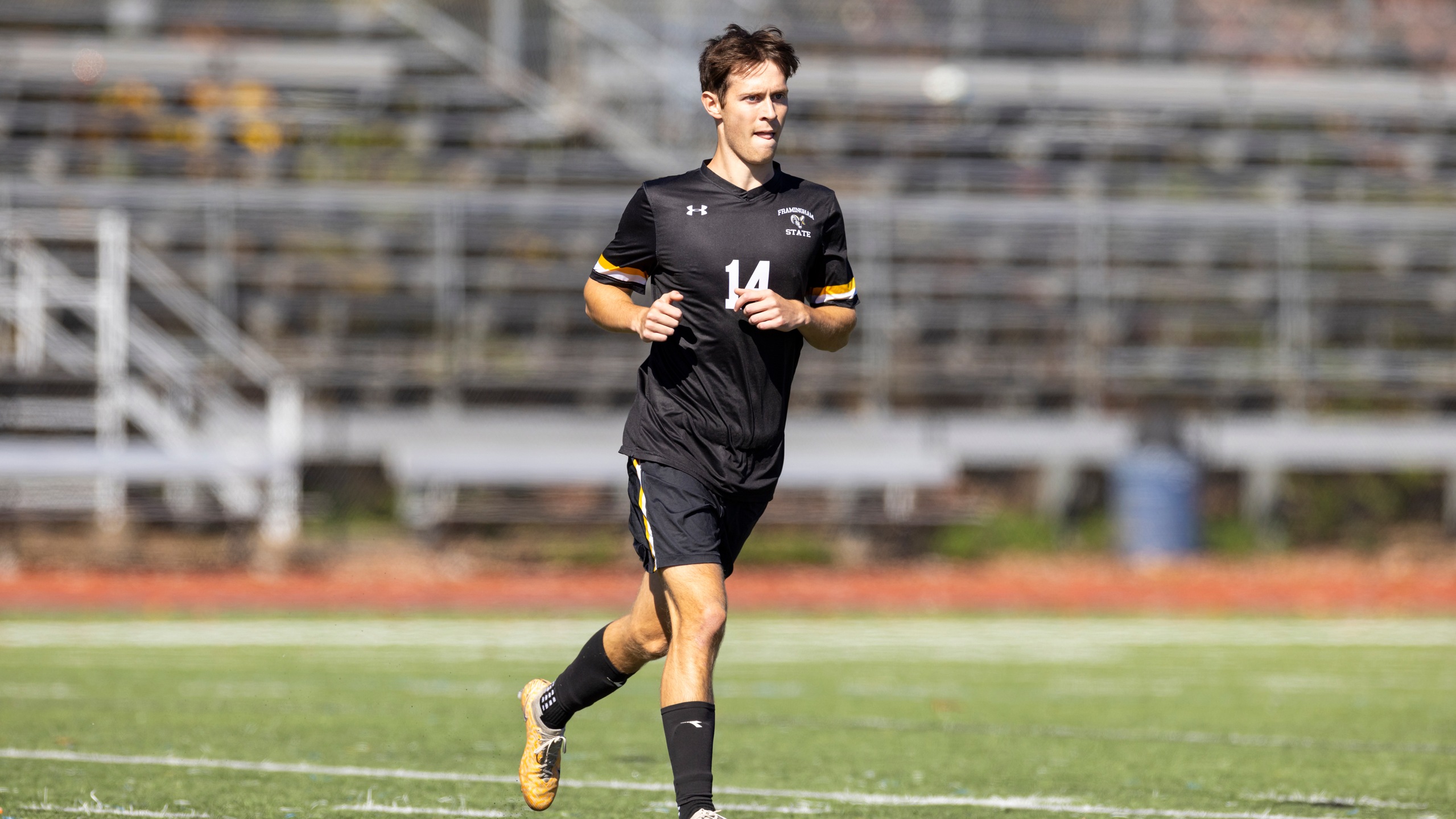 Men&rsquo;s Soccer Wins Over UMass Dartmouth; 4-2