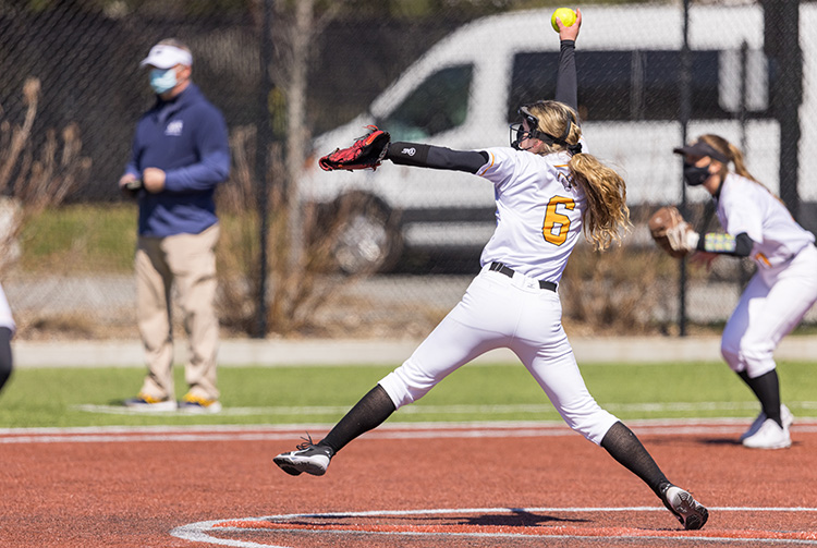 Brandeis Takes Two from Softball