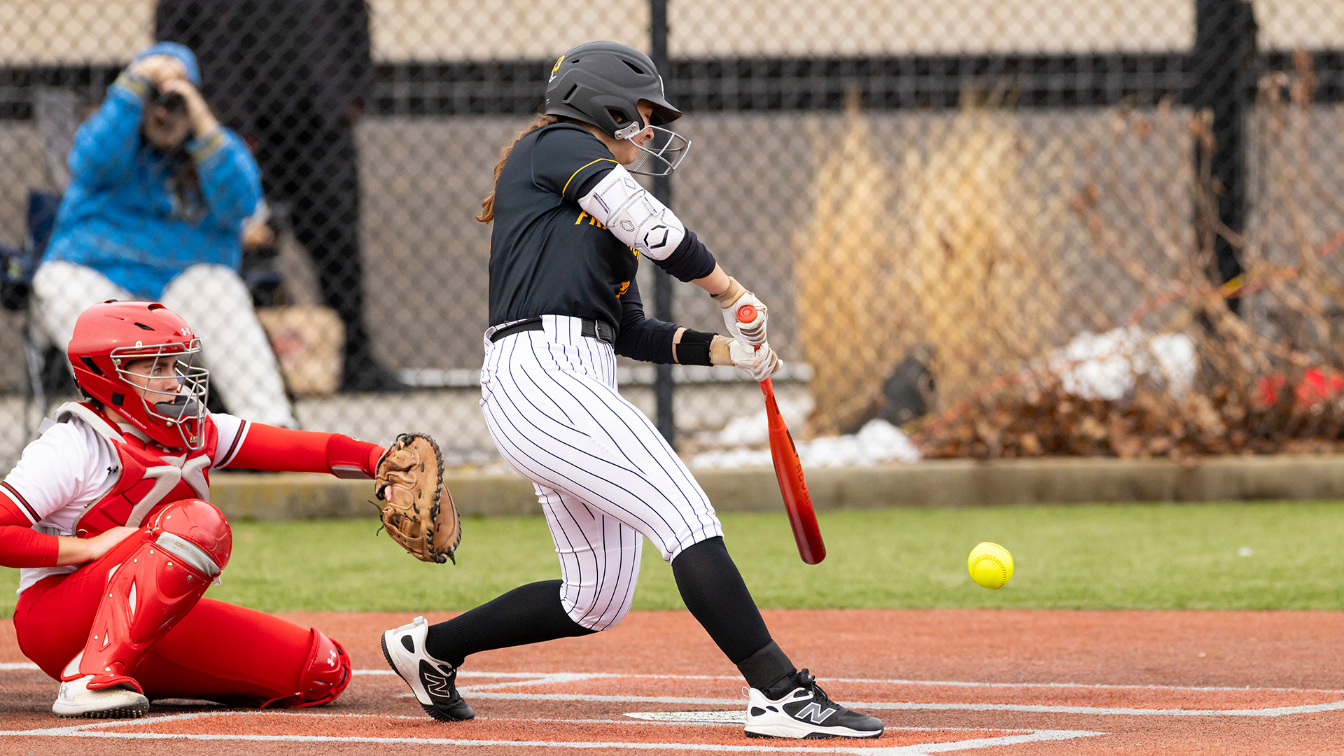 Softball Falls to Wellesley in Non-Conference Action