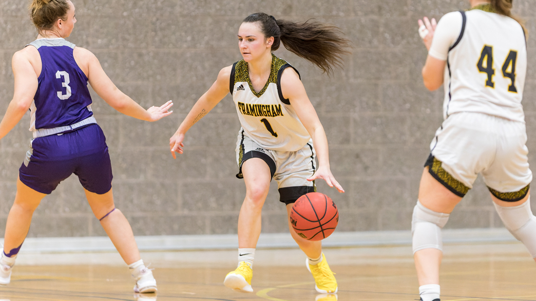 Women&rsquo;s Basketball Battles Through Worcester State