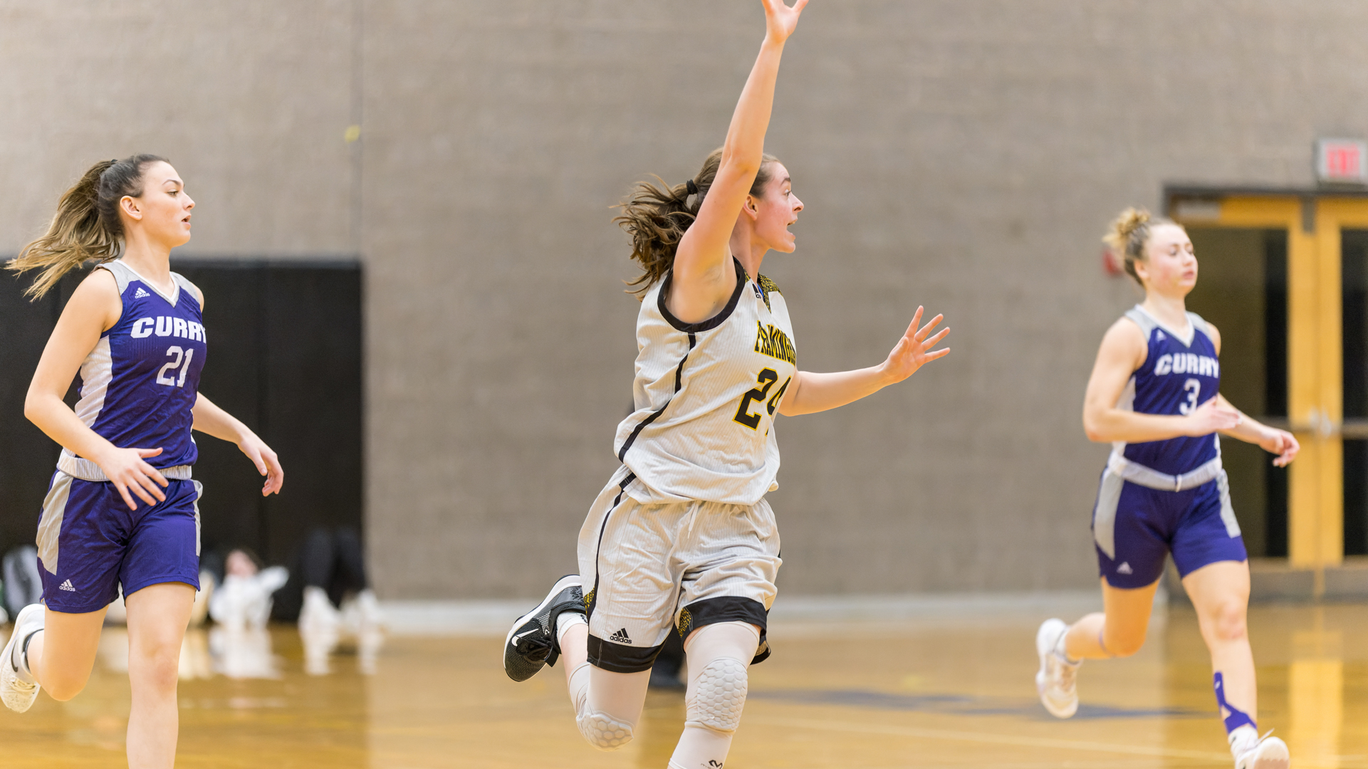 Women&rsquo;s Basketball Uses Big Second Quarter to Takedown Bridgewater State