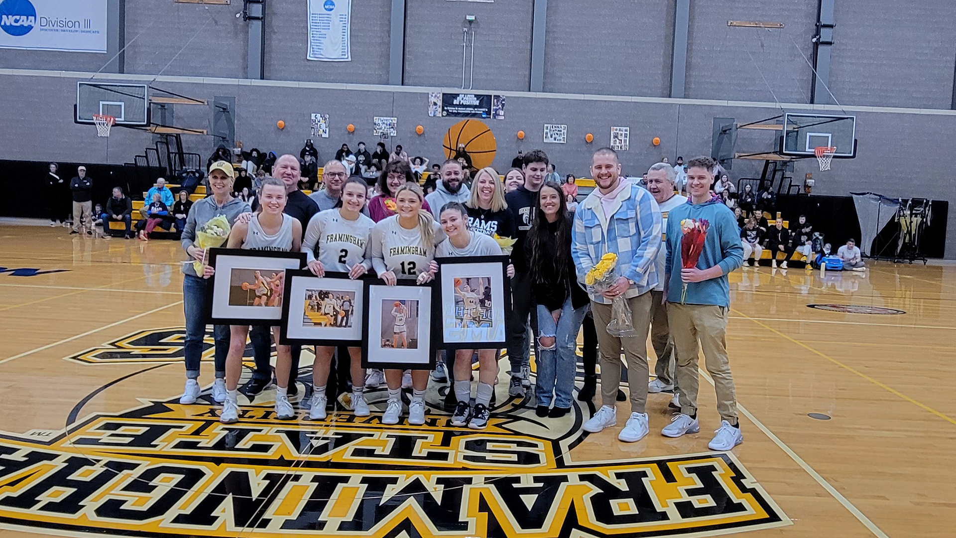 Women&rsquo;s Basketball Celebrates Senior Day with 89-54 Victory over Fitchburg State