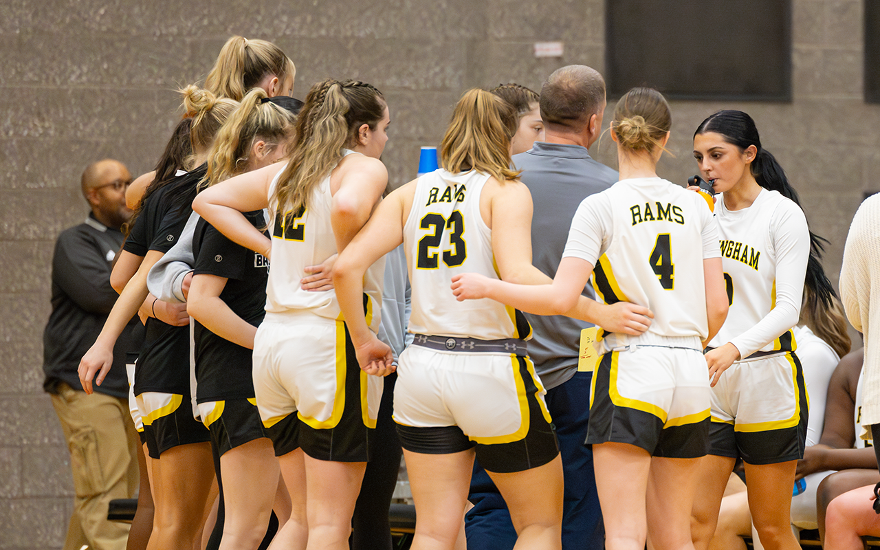 Women's Basketball Falls to Worcester State 76-67
