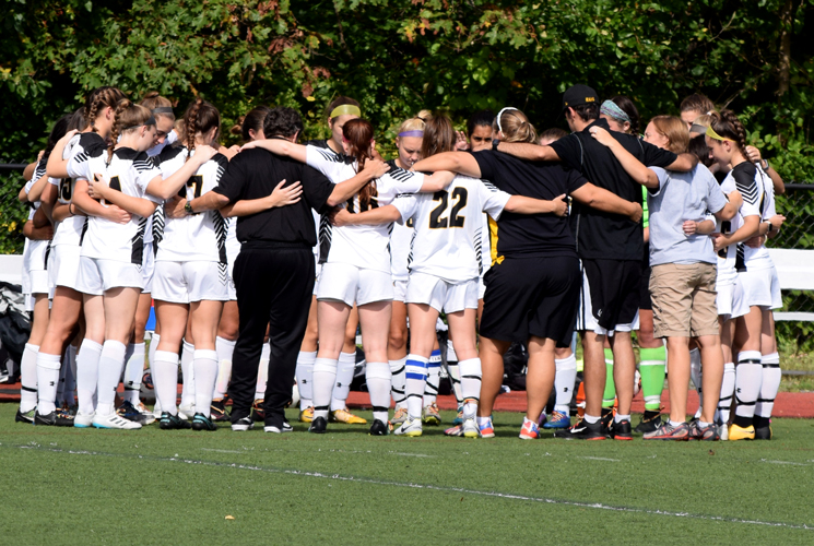Becker Outlasts Women&rsquo;s Soccer in Double Overtime