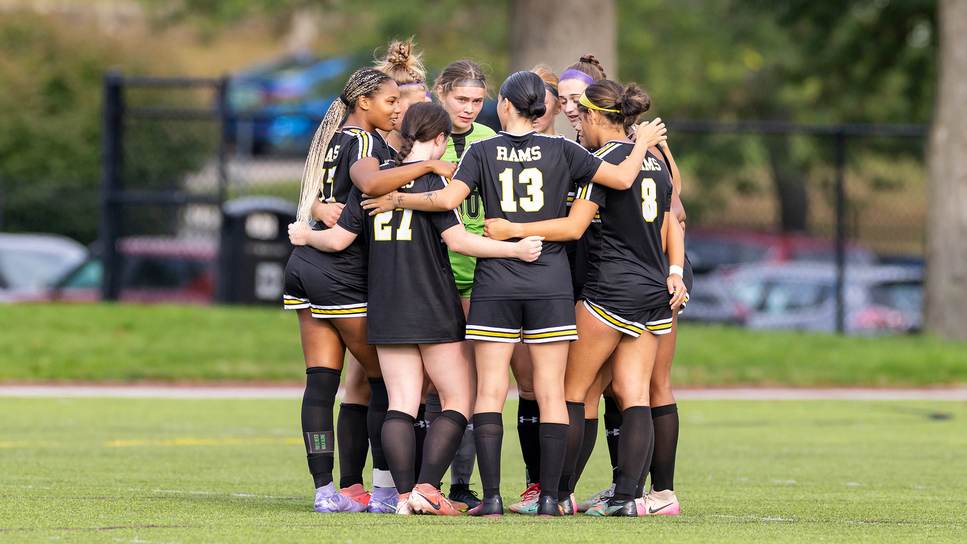 Women&rsquo;s Soccer Falls in MASCAC Semifinal at Worcester State