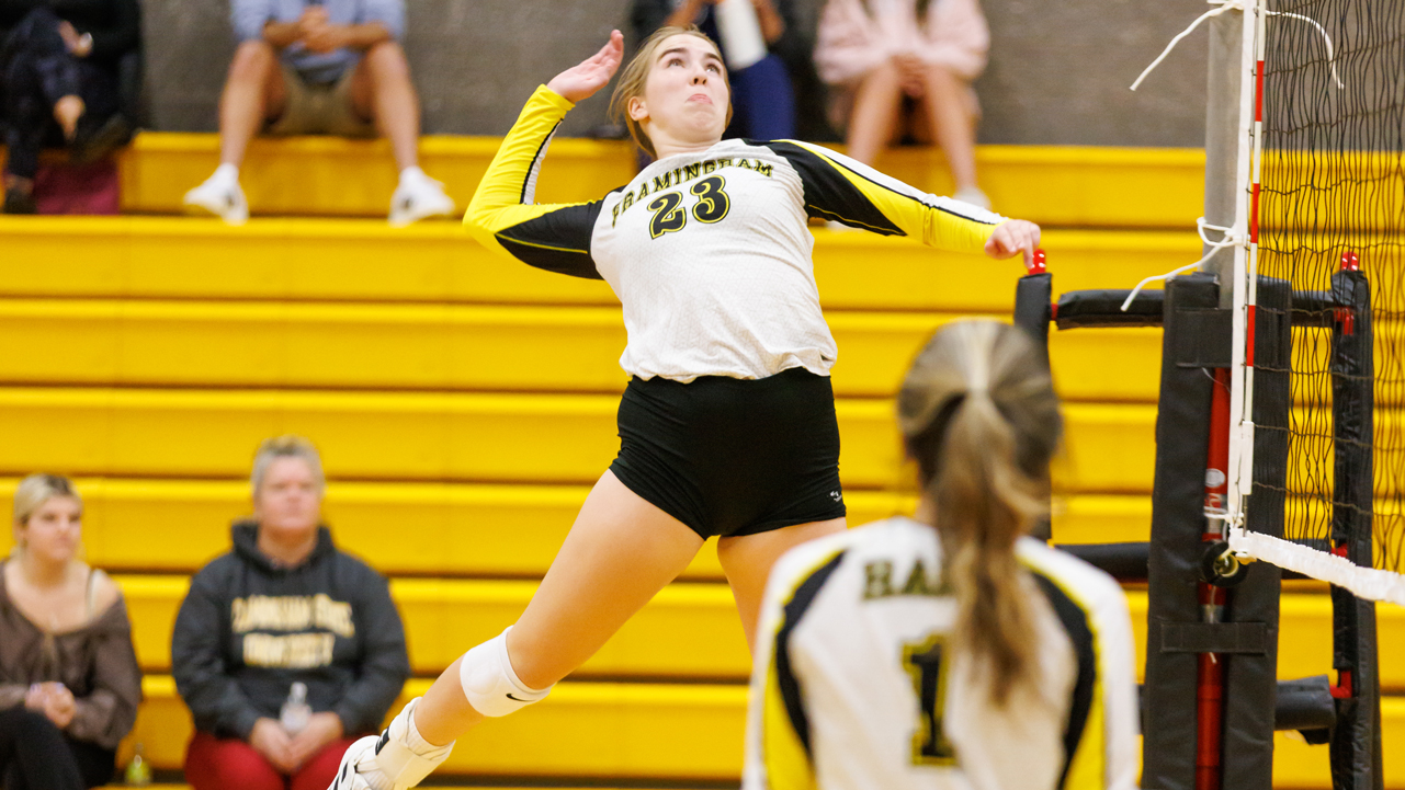 Volleyball Captures 2022 MASCAC Regular Season Title with 3-2 Win Over Worcester State